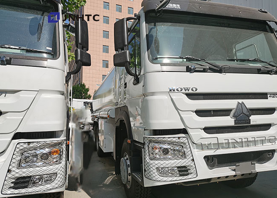 20m3 জলের ট্যাঙ্ক ছিটানো ট্রাক Sinotruk Howo 6x4