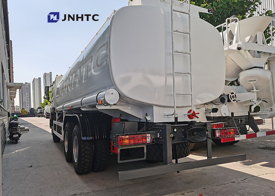 20m3 জলের ট্যাঙ্ক ছিটানো ট্রাক Sinotruk Howo 6x4