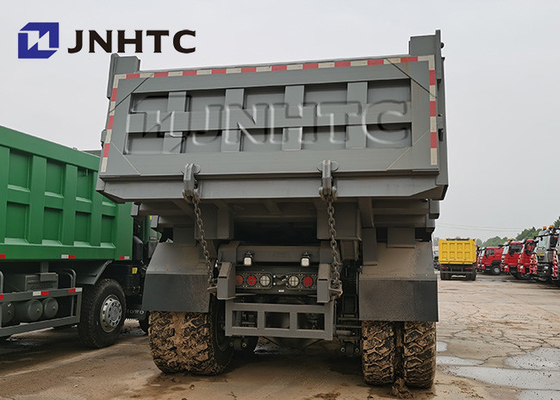 Sinotruck Howo 6x4 আন্ডারগ্রাউন্ড মাইনিং ডাম্প ট্রাক 30কিউবিক 70টন