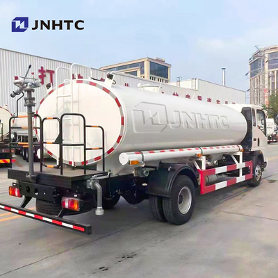 Sinotruck HOWO হালকা 1000l স্প্রিঙ্কলার ট্রাক 4X2 জল ট্রাক ট্যাঙ্ক