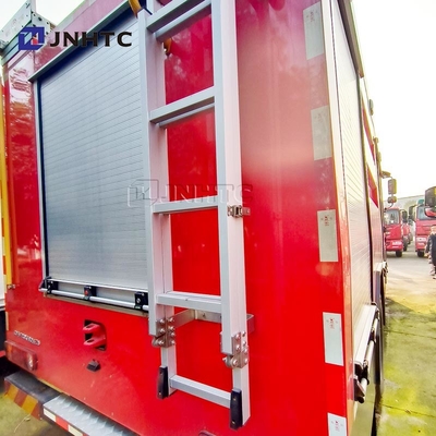 HOWO 4*4 অগ্নিনির্বাপক ট্রাক HOWO 5000L ওয়াটার ফোম ট্যাঙ্কার অগ্নিনির্বাপক ট্রাক মিনি অগ্নিনির্বাপক ট্রাক