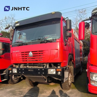 HOWO 4*4 অগ্নিনির্বাপক ট্রাক HOWO 5000L ওয়াটার ফোম ট্যাঙ্কার অগ্নিনির্বাপক ট্রাক মিনি অগ্নিনির্বাপক ট্রাক