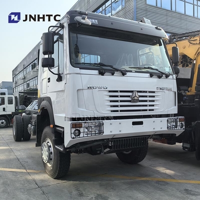 শ্রেষ্ঠ HOWO ডিজেল কার্গো ট্রাক 4x4 6 চাকা চ্যাসি ক্রেন সঙ্গে উচ্চ মানের