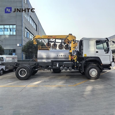 শ্রেষ্ঠ HOWO ডিজেল কার্গো ট্রাক 4x4 6 চাকা চ্যাসি ক্রেন সঙ্গে উচ্চ মানের