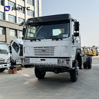 সিনোট্রুক হাও ডিজেল কার্গো ট্রাক 4x4 6 হুইলার চ্যাসি ক্রেন সহ কম দাম
