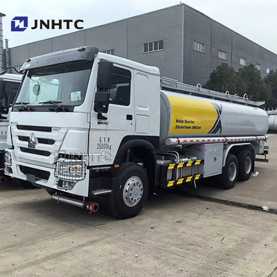 সিনোট্রুক হাও তেল ট্যাঙ্ক ট্রাক 6x4 340hp ক্ষমতা 12 চাকা জ্বালানী ট্যাঙ্ক ট্রাক বিক্রয় জন্য