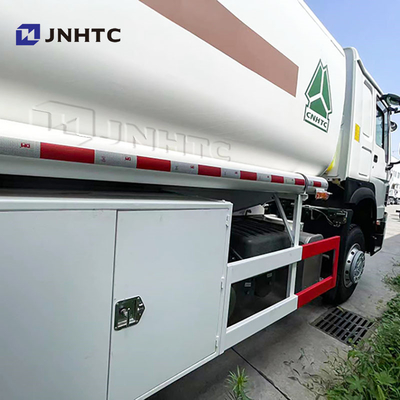 নতুন হাও তেল ট্যাঙ্ক ট্রাক 6x4 400hp ক্ষমতা 12 চাকা জ্বালানি ট্যাঙ্ক ট্রাক বিক্রয়ের জন্য