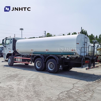 সিনোট্রুক HOWO 20000 লিটার 6X4 10 হুইলার 6x4 ড্রাইভিং ক্ষমতা 20 ঘনমিটার জল স্প্রে বোলার স্প্রিংকলার ট্যাঙ্কার ট্রাক