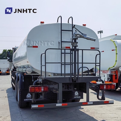 সিনোট্রুক HOWO 20000 লিটার 6X4 10 হুইলার 6x4 ড্রাইভিং ক্ষমতা 20 ঘনমিটার জল স্প্রে বোলার স্প্রিংকলার ট্যাঙ্কার ট্রাক