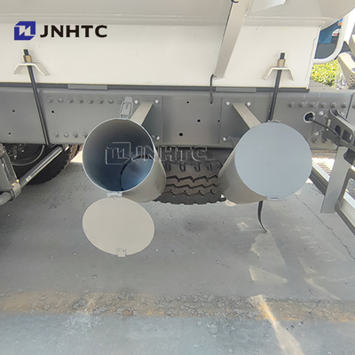 কারখানার দাম সিনো হাও 6x4 8x4 20 সিবিএম তেল জ্বালানী ট্যাঙ্ক ট্রাক পরিবহন জ্বালানী ট্যাঙ্ক ট্রাক বিক্রয়