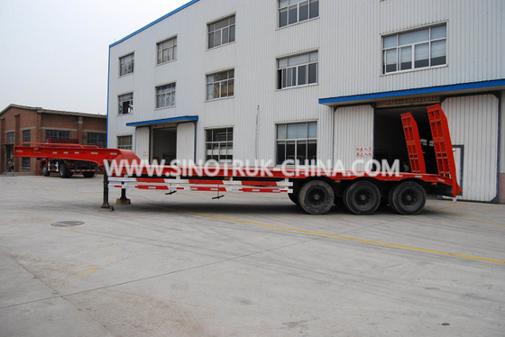 60T লোড ক্ষমতা কম বিছানা আধা ট্রেলার 3 অক্ষ 315 / 80R22.5 টায়ার ABS ঐচ্ছিক JOST সমর্থন লেগ