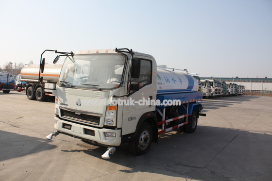 চাকা বেস 3360mm 4X2 হাল্কা দায়িত্ব বাণিজ্যিক ট্রাক 10CBM জল স্প্রেঙ্কার ট্যাঙ্ক
