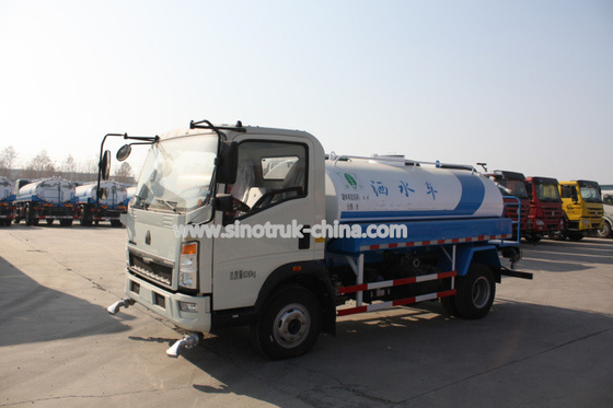 চাকা বেস 3360mm 4X2 হাল্কা দায়িত্ব বাণিজ্যিক ট্রাক 10CBM জল স্প্রেঙ্কার ট্যাঙ্ক