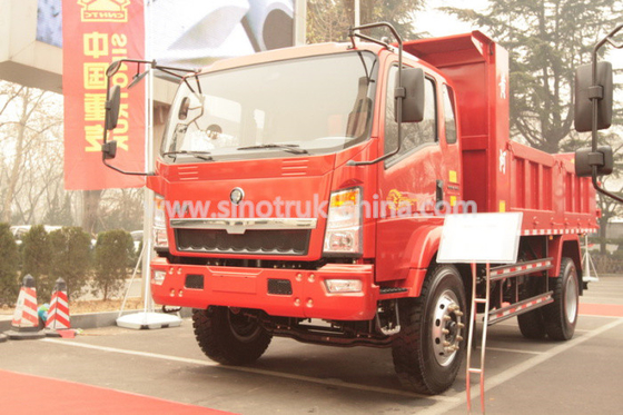 12 টন হাওও 4 × 2 হালকা ডুব ডাম্প ট্রাক 105HP ইউরোআইআই ফ্রন্ট লিফ্টিং 6 টায়ারের সাথে