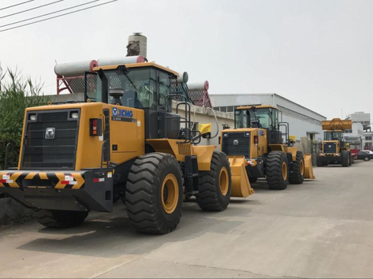 ZL50GN XCMG ফ্রন্ট শেষ চাকা লোডার Wiyh 2.5-4.5M³ বালতি এবং 5tons ওজন চালান