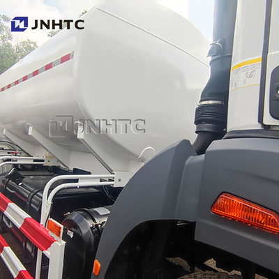 নতুন BEIBEN 4x2 15m3 রাস্তা ধুলো প্রতিরোধের জন্য স্প্রিংকলার ট্রাক দাম