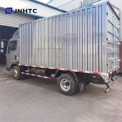 চীন লাইট ট্রাক HOWO ভ্যান ট্যাঙ্ক কার্গো 4X2 116hp 6 চাকা বক্স ট্রাক বিক্রয়ের জন্য
