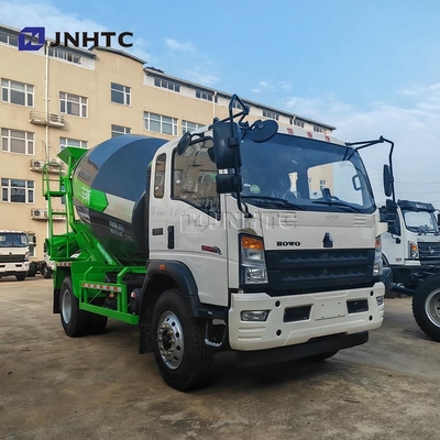 HOWO 4x2 হালকা কংক্রিট মিশুক ট্রাক 3 ঘন মিটার 4.5 টন আবহাওয়া প্রতিরোধের কংক্রিট মিশুক ট্রাক