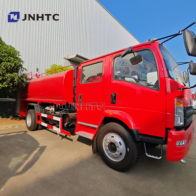 কারখানার সরাসরি বিক্রয় 4x2 ড্রাইভ 7cbm আরএইচডি এলএইচডি ওয়াটার ট্যাঙ্কার অগ্নি নির্বাপক ট্রাক মূল্য