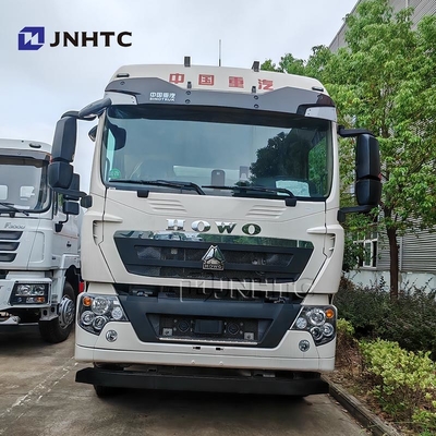 SINOTRUK HOWO জ্বালানী ট্যাঙ্ক ট্রাক 8X4 ড্রাইভ হুইল ইউরো 3 নির্গমন স্ট্যান্ডার্ড তেল ট্যাঙ্ক ট্রাক ট্যাঙ্কার ট্রাক