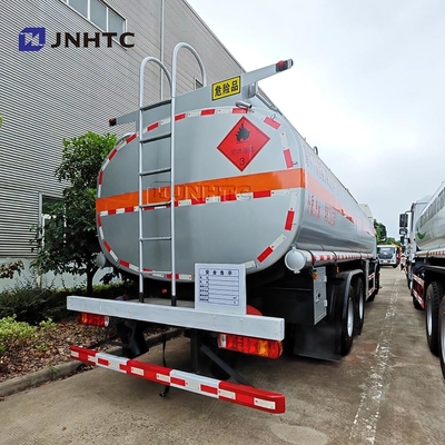 SINOTRUK HOWO জ্বালানী ট্যাঙ্ক ট্রাক 8X4 ড্রাইভ হুইল ইউরো 3 নির্গমন স্ট্যান্ডার্ড তেল ট্যাঙ্ক ট্রাক ট্যাঙ্কার ট্রাক
