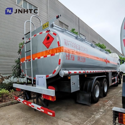 SINOTRUK HOWO জ্বালানী ট্যাঙ্ক ট্রাক 8X4 ড্রাইভ হুইল ইউরো 3 নির্গমন স্ট্যান্ডার্ড তেল ট্যাঙ্ক ট্রাক ট্যাঙ্কার ট্রাক