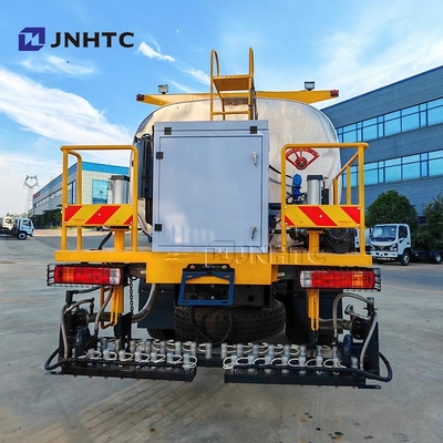 HOWO 4X2 340HP ইন্টেলিজেন্ট বিটুমেন স্প্রেডার অ্যাসফাল্ট স্প্রেিং সরঞ্জাম ট্রাক