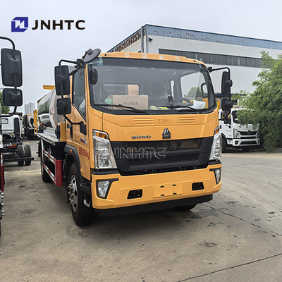 HOWO 6 চাকা Asphalt বিটুমিন বিতরণকারী বিটুমিন স্প্রেয়ার ট্রাক বিক্রয়
