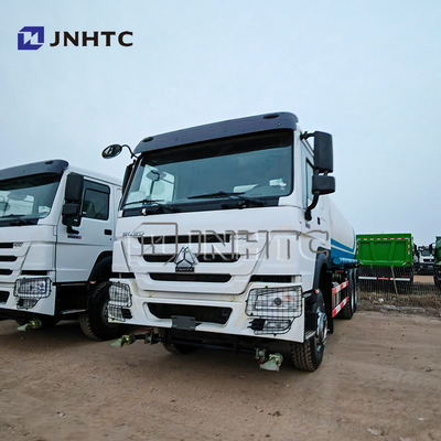 ভারী দায়িত্ব পানির ট্যাঙ্কার ট্রাক 6x4 15000/20000 লিটার সিনোট্রাক হাও ওয়াটার স্প্রিংলার বউসার ট্যাঙ্ক ট্রাক বিক্রয়ের জন্য