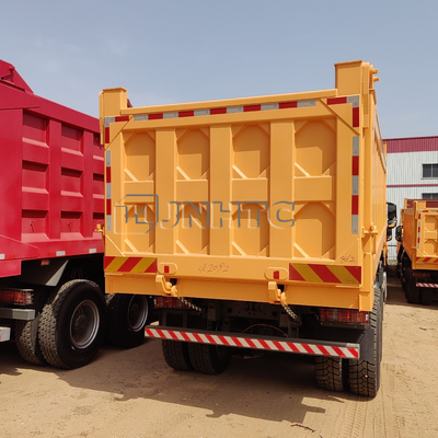 সিনোট্রাক HOWO Tx ডাম্পার ট্রাক 8X4 371HP 12 হুইলার 40 টন ডান-হ্যান্ড ড্রাইভ ট্যাপার ট্রাক কম দামের সাথে