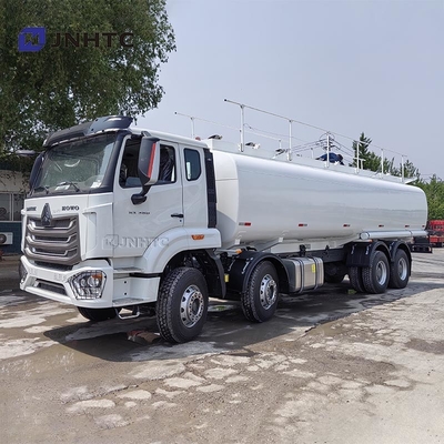 হাও এনএক্স ওয়াটার ট্রান্সপোর্টিং ট্রাক 8X4 380HP 12 চাকা চীন থেকে ওয়াটার ট্যাঙ্ক ট্রাক