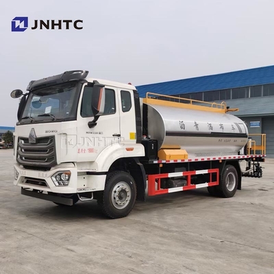 HOWO NX অ্যাসফাল্ট স্প্রেিং সরঞ্জাম ট্রাক 4X2 2206HP বিক্রয়ের জন্য