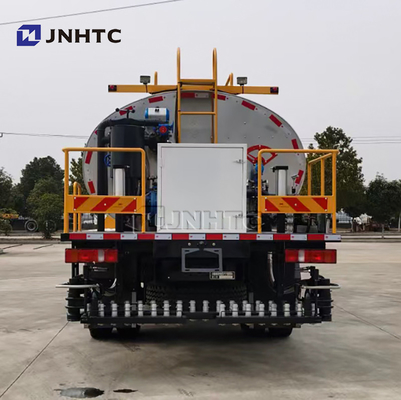 HOWO NX অ্যাসফাল্ট স্প্রেিং সরঞ্জাম ট্রাক 4X2 2206HP বিক্রয়ের জন্য