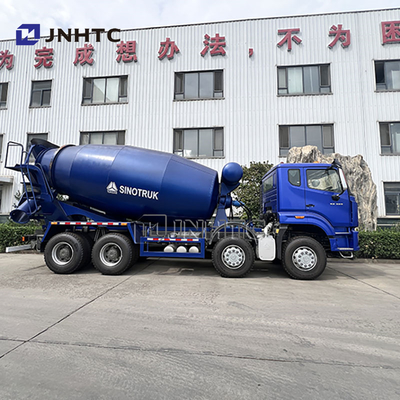 নতুন HOWO NX 8*4 স্বয়ংক্রিয় কংক্রিট মিশুক ট্রাক, পশ্চাদমুখী ডিসচার্জ সহ ভারী শুল্কের চেসিস