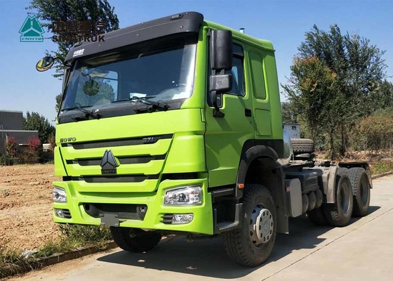 সিনাটর্ক হোয়া 6X4 10 চাকা ট্র্যাক্টর ট্রাক