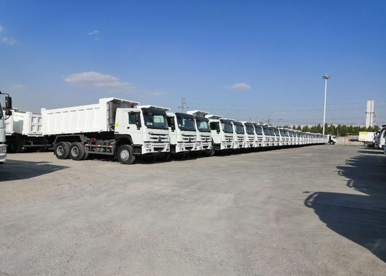 6x6 সম্পূর্ণ ড্রাইভ ভারি দায়িত্ব ডাম্প ট্রাক 336HP Sinotruk Howo ট্রাক 20 CBM লোড হচ্ছে