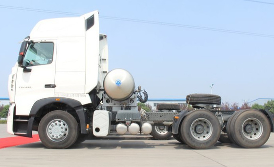 হোয়াইট সিনোট্রুক 371HP প্রাইম মুভার ট্রাক 10 টায়ার হাও ট্রাক্টর হেড ট্রাক