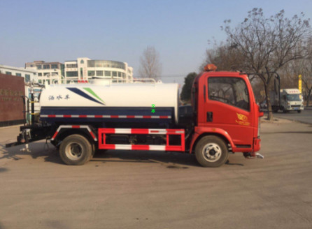 সিনোট্রুক হাওও 4x2 6x4 10000L জল স্প্রে ট্রাক