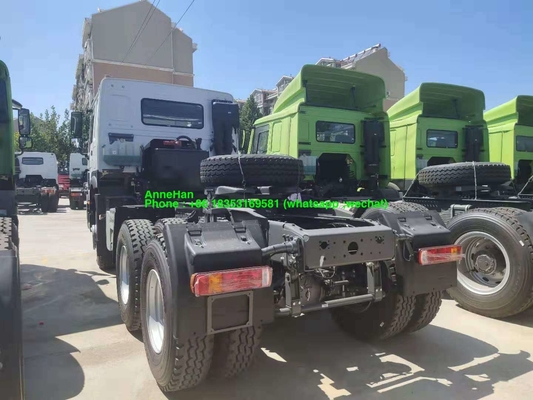1000 টি তেল ট্যাঙ্ক সহ 40T 420hp সিনোট্রুক ট্রাক্টর ট্রাক