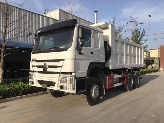 সিনোট্রুক হাও 6x4 3 এক্সল ডাম্প ট্রাক 30 টন ভারী দায়িত্ব ডাম্প ট্রাক টিপার ট্রাক লোড হচ্ছে