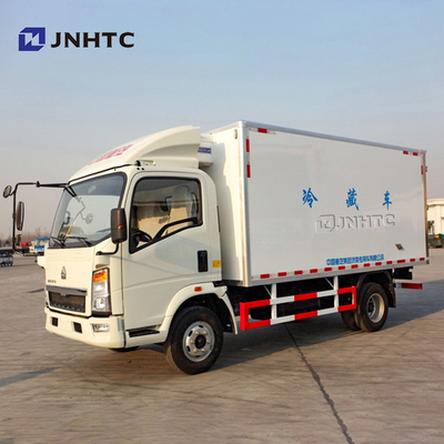 সিনোট্রুক HOWO 4X2 5t লাইট ডিউটি ​​রেফ্রিজারেটেড ট্রাক ডান হাত ড্রাইভিং