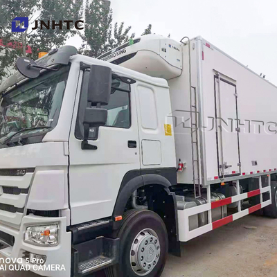 Sinotruk HOWO Euro2 6x4 রেফ্রিজারেটেড ডেলিভারি ভ্যান বেভারেজ ড্রিঙ্কস