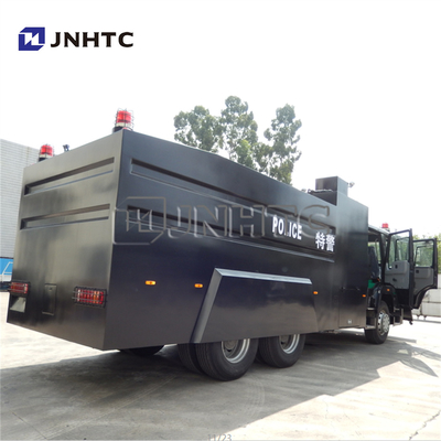 SINOTRUK মোবাইল ট্রাক মাউন্ট করা সামরিক কার্গো ভ্যান ট্রাক দাঙ্গা প্রতিরোধী যান বুলেটপ্রুফ