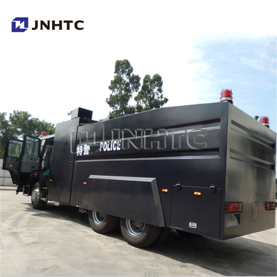 SINOTRUK মোবাইল ট্রাক মাউন্ট করা সামরিক কার্গো ভ্যান ট্রাক দাঙ্গা প্রতিরোধী যান বুলেটপ্রুফ