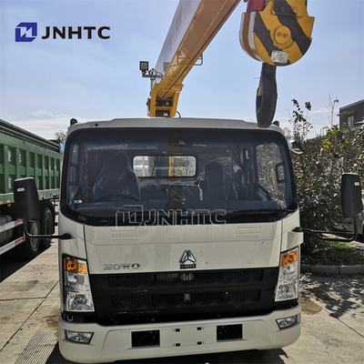 Sinotruk Howo 4X2 লাইট টেলিস্কোপিং বুম ক্রেন ট্রাক 5 টন