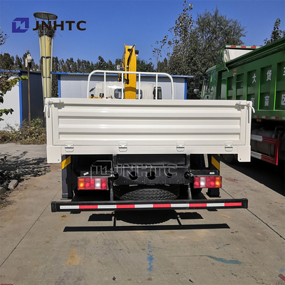 Sinotruk Howo 4X2 লাইট টেলিস্কোপিং বুম ক্রেন ট্রাক 5 টন