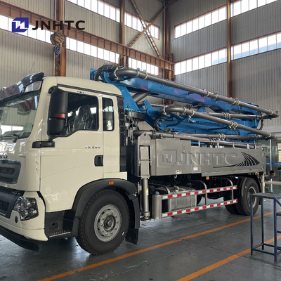 HOWO 8x4 চ্যাসিস কংক্রিট পাম্প ট্রাক 371HP Euro2