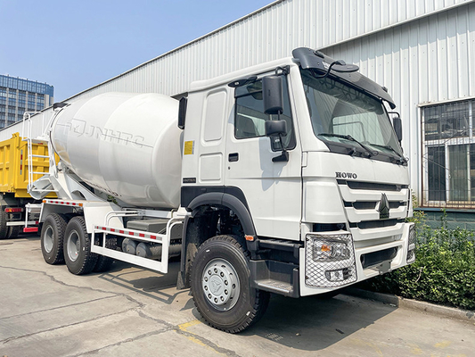 10 চাকার Sinotruk 10m3 সিমেন্ট মিক্সার মেশিন ট্রাক