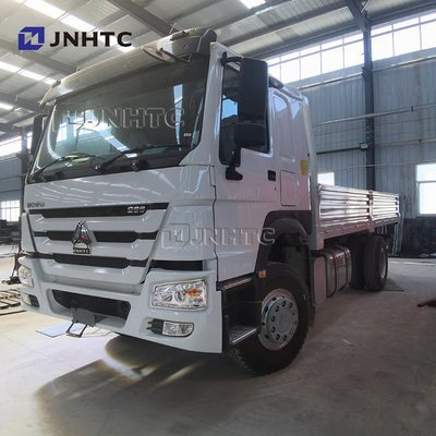 Sinotruk Howo 266HP 290HP 4*2 6 হুইলার ফেন্স কার্গো ট্রাক 18 ফুট