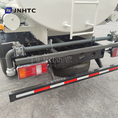 Sinotruk Howo আন্তর্জাতিক জল ট্রাক 4x2 ডান হাত ড্রাইভ